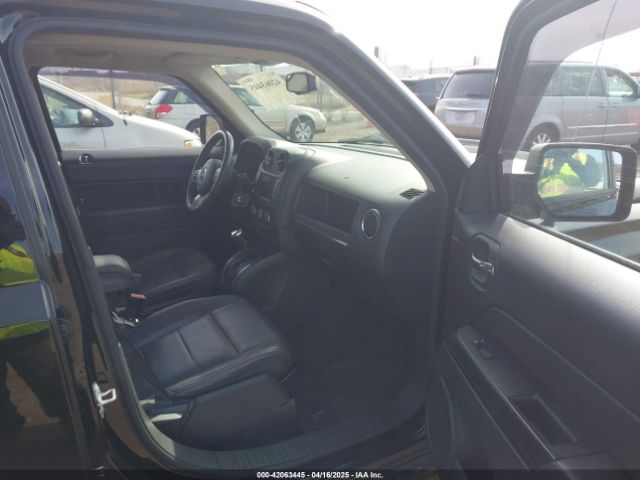 1C4NJRFBXGD557890 Jeep Patriot High Altitude Edition