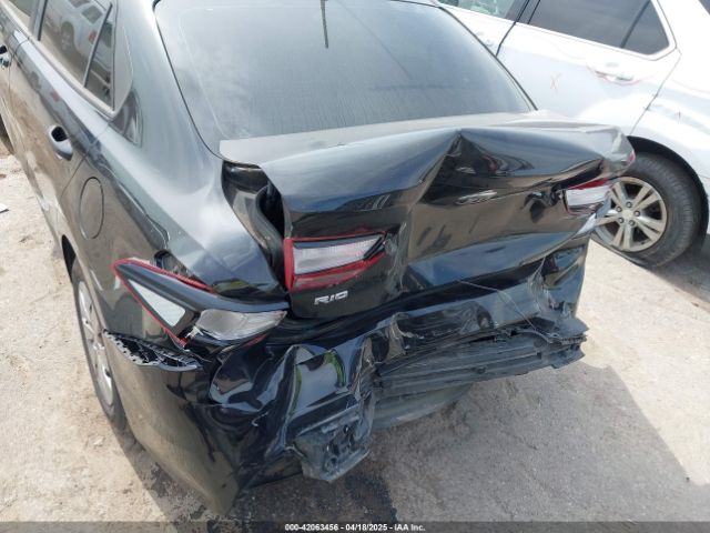3KPA24AB4JE067005 KIA RIO LX