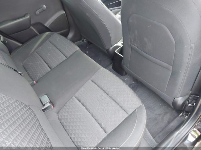3KPA24AB4JE067005 KIA RIO LX