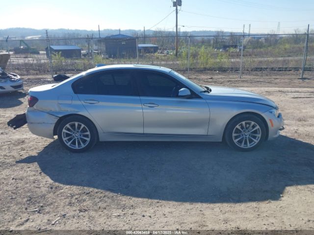 WBA8A3C5XJA492974 BMW 320i Xdrive