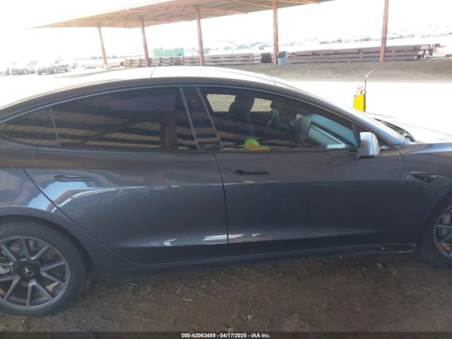 5YJ3E1EB5NF205806 Tesla Model 3 Long Range Dual Motor All-wheel Drive