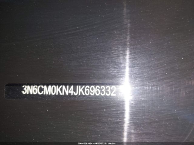 3N6CM0KN4JK696332 Nissan Nv200 S