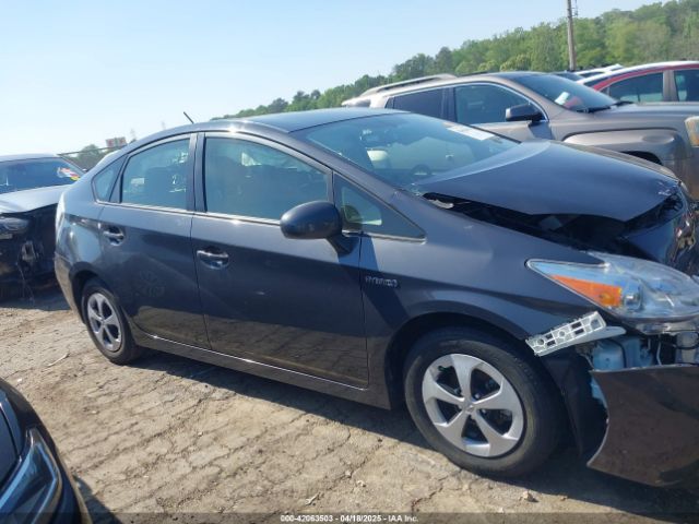 JTDKN3DU0F0435747 Toyota Prius Four