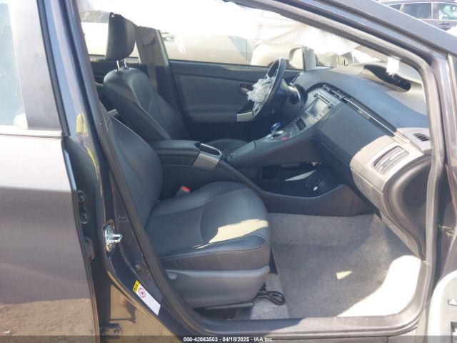 JTDKN3DU0F0435747 Toyota Prius Four