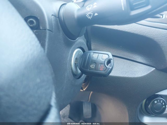 3FADP4TJ6GM129933 Ford FIESTA S