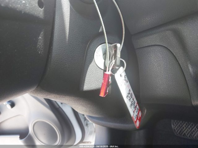 3N1CN7AP2HL852130 Nissan Versa 1.6 S+