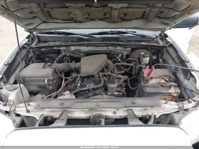 5TFRX5GN5HX078049 Toyota Tacoma Sr