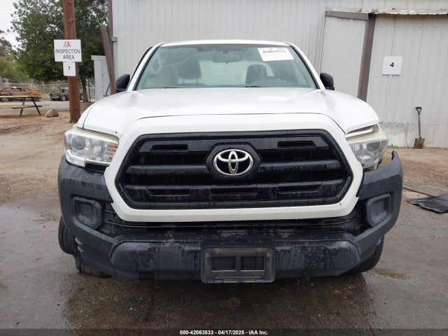 5TFRX5GN5HX078049 Toyota Tacoma Sr