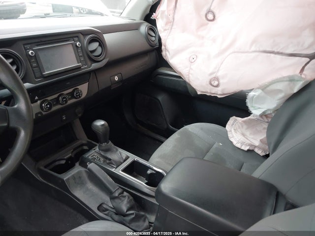 5TFRX5GN5HX078049 Toyota Tacoma Sr