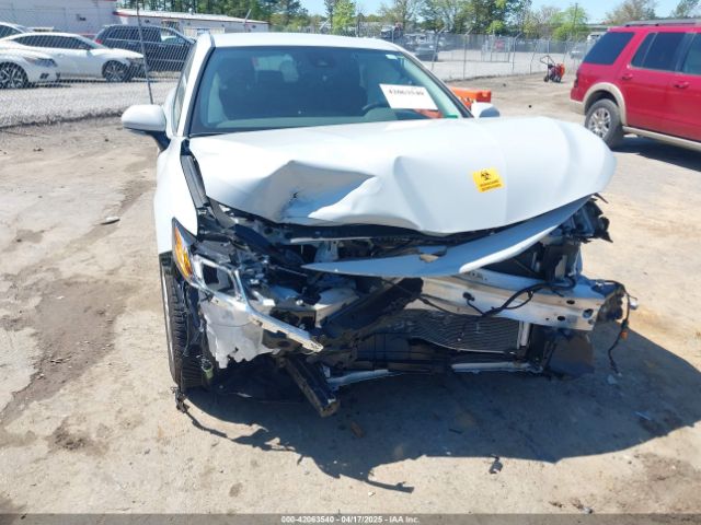 4T1C11AK9PU142300 Toyota CAMRY LE