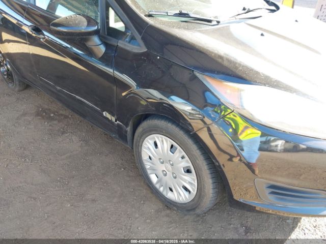 3FADP4TJ5FM138864 Ford FIESTA S