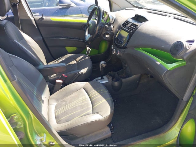 KL8CD6S94FC798194 Chevrolet Spark 1lt Cvt