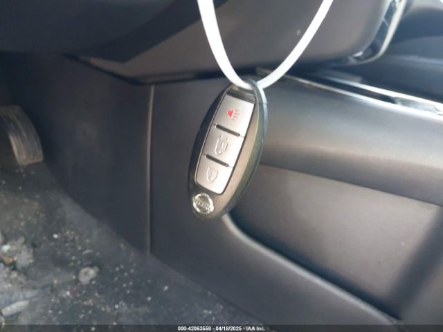 5N1AR2MM9FC695049 Nissan Pathfinder S