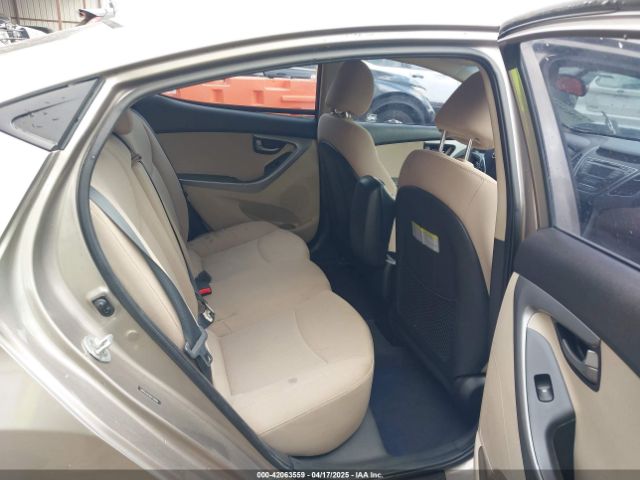 5NPDH4AE9GH749064 Hyundai ELANTRA SE