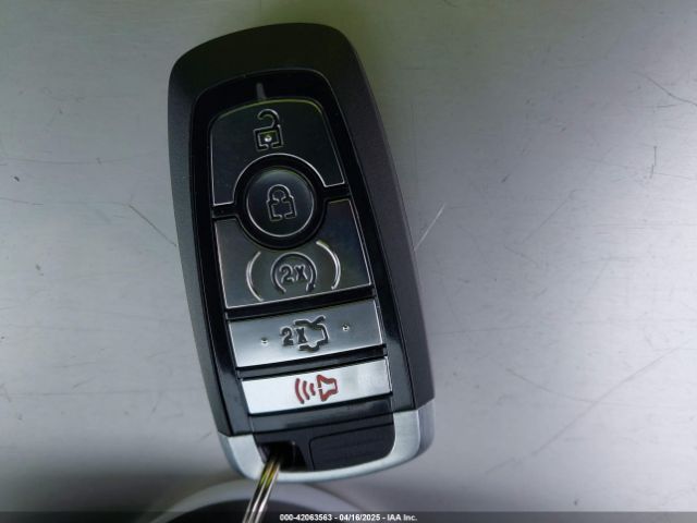 3FA6P0PU9HR275379 Ford Fusion Energi Se Luxury