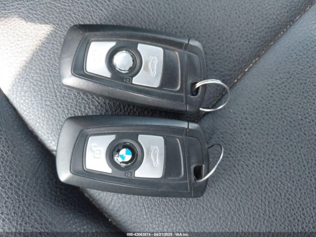 WBA3B1G5XFNT05903 BMW 320i