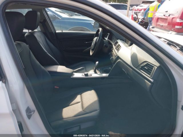 WBA3B1G5XFNT05903 BMW 320i