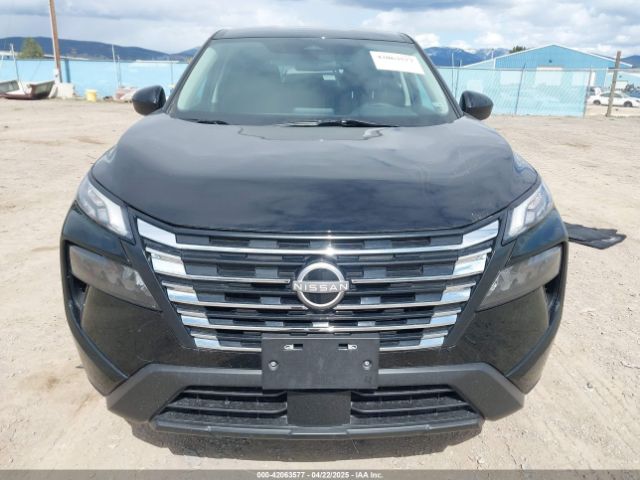 5N1BT3BA7RC671227 Nissan Rogue Sv Fwd