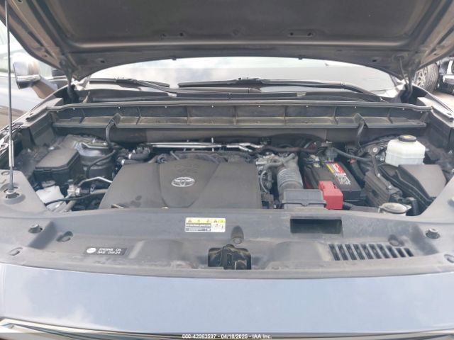 5TDFZRAH4LS024733 Toyota Highlander Platinum