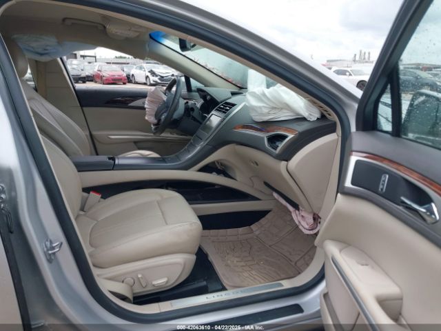 3LN6L2G90GR631161 Lincoln MKZ
