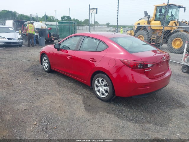 3MZBM1U73FM194360 Mazda Mazda3 I Sport