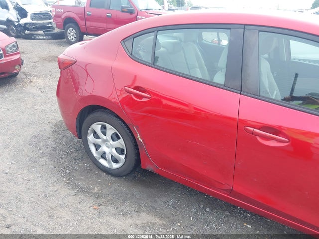 3MZBM1U73FM194360 Mazda Mazda3 I Sport