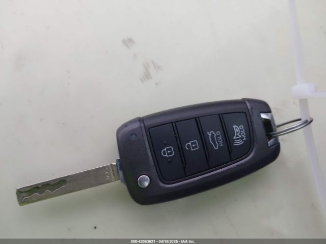 5NPEG4JA5MH100572 Hyundai SONATA SE
