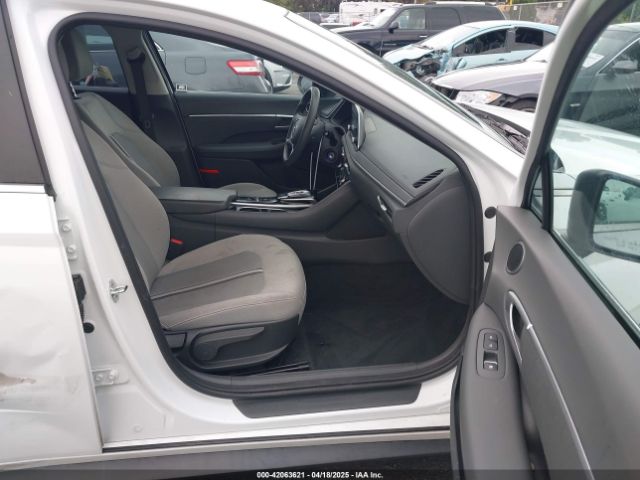 5NPEG4JA5MH100572 Hyundai SONATA SE