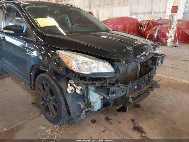 1FMCU9JX9GUB63309 Ford Escape Titanium