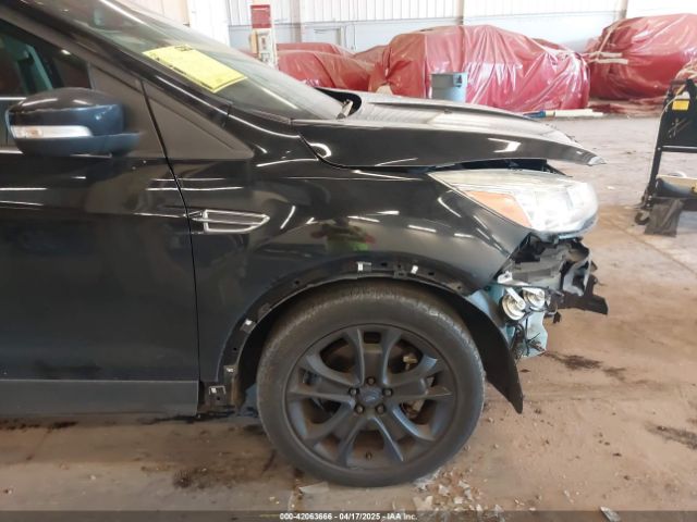 1FMCU9JX9GUB63309 Ford Escape Titanium