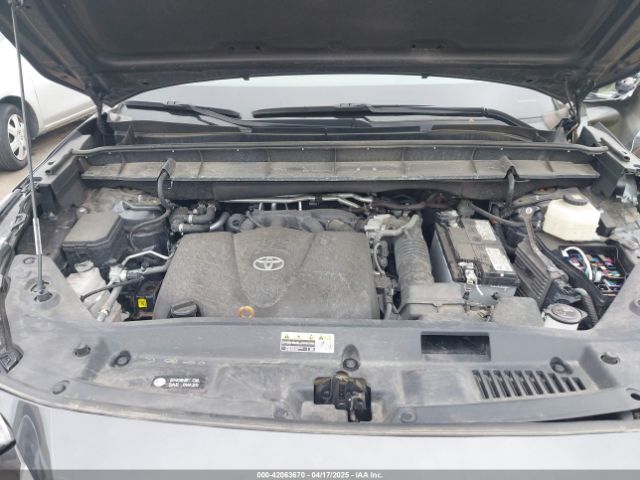 5TDHZRBH2MS065077 Toyota Highlander Xle