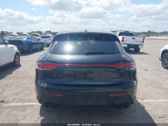WP1AA2A5XPLB02680 Porsche Macan T