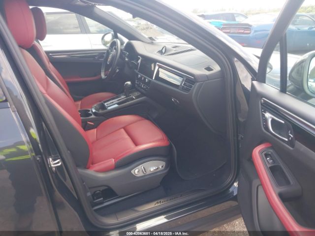 WP1AA2A5XPLB02680 Porsche Macan T