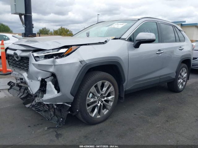 2T3C1RFV4RC282994 Toyota Rav4 Xle Premium