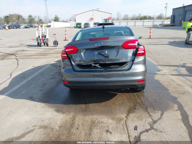 1FADP3F22GL350882 Ford FOCUS SE