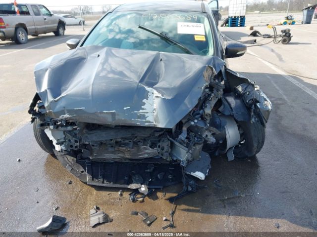 1FADP3F22GL350882 Ford FOCUS SE