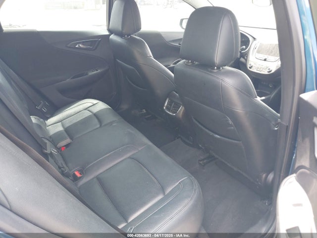 1G1ZD5ST1KF124738 Chevrolet MALIBU LT