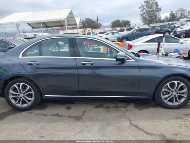 55SWF4JB7GU145594 Mercedes-Benz C 300 Luxury/sport