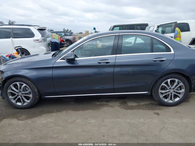 55SWF4JB7GU145594 Mercedes-Benz C 300 Luxury/sport