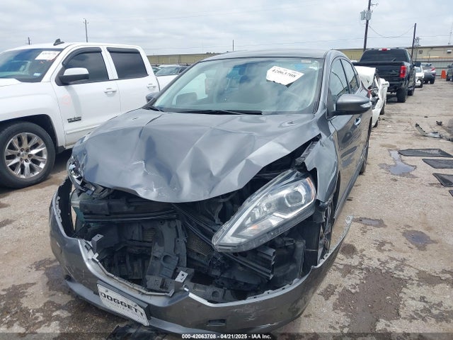 3N1AB7AP5KY322180 Nissan SENTRA SR