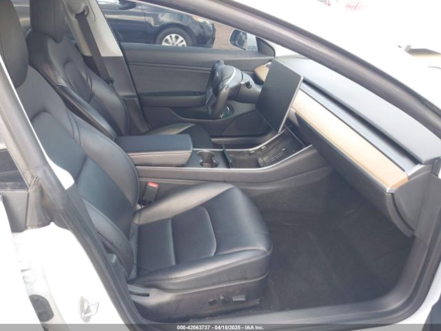 5YJ3E1EBXKF512710 Tesla Model 3 Long Range/performance