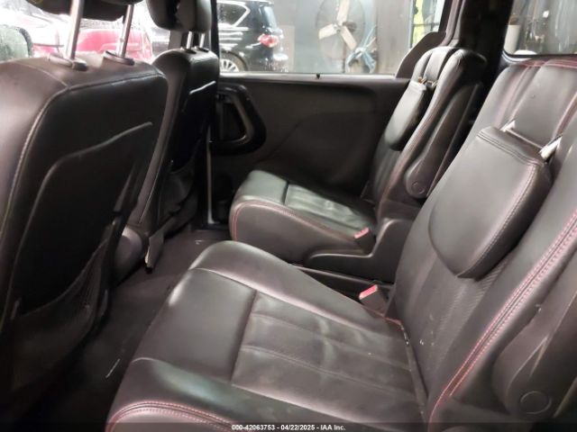 2C4RDGEG3KR663355 Dodge Grand Caravan Gt