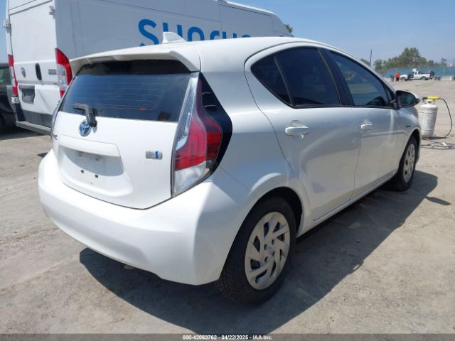 JTDKDTB33G1121440 Toyota Prius C Two