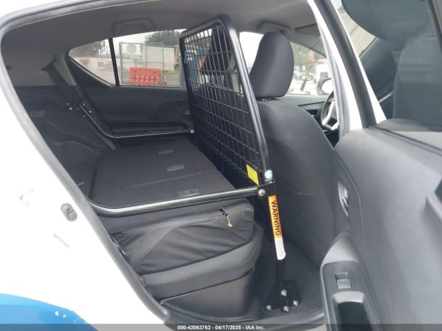 JTDKDTB33G1121440 Toyota Prius C Two