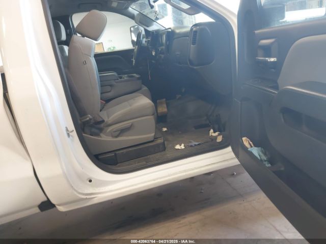1GC0CUEGXHZ300303 Chevrolet Silverado 2500hd Wt