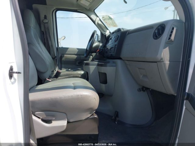 1FTNE1EW4EDA90117 Ford E-150 Commercial