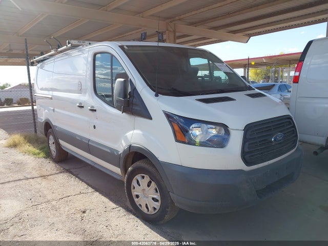 1FTYR1YM7JKB53325 Ford Transit-250