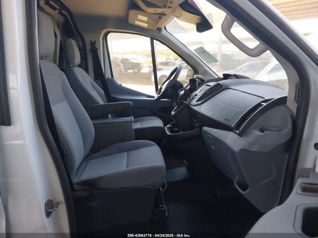 1FTYR1YM7JKB53325 Ford Transit-250