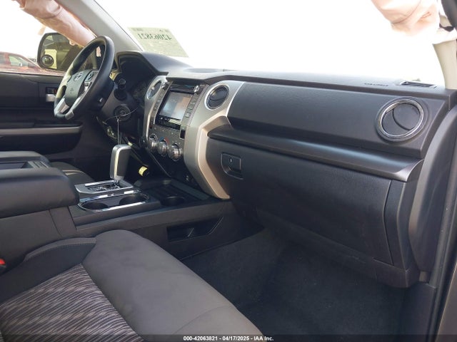 5TFDW5F14KX844601 Toyota Tundra Sr5 5.7l V8