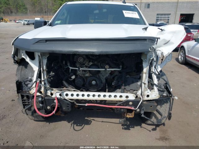 1GCUYEED6KZ289810 Chevrolet Silverado 1500 Rst